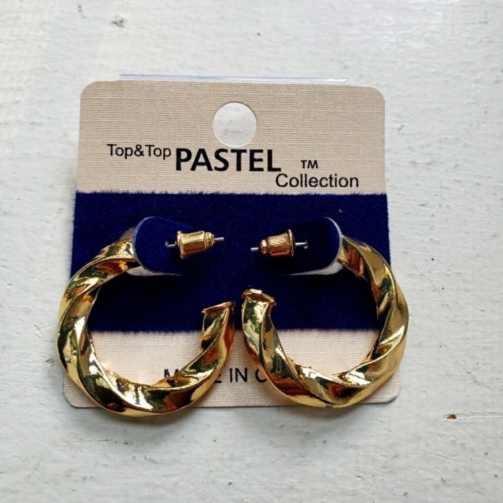 GOLD twisted Small Hoop Earrings minimalist jewelry